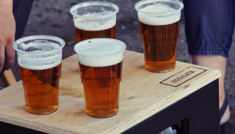 bere, berarii români