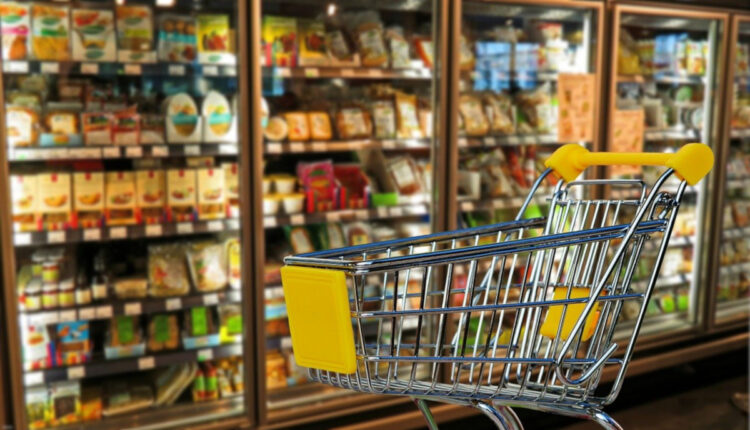 supermarketuri deficit