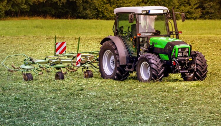tractor