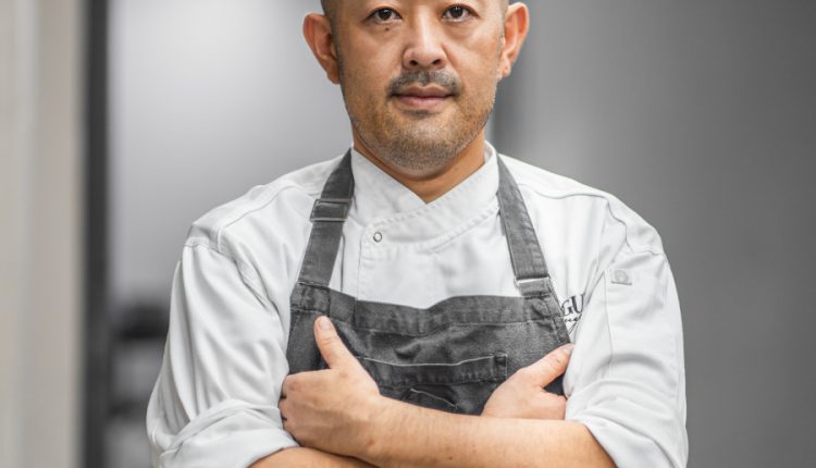 angajați Asia