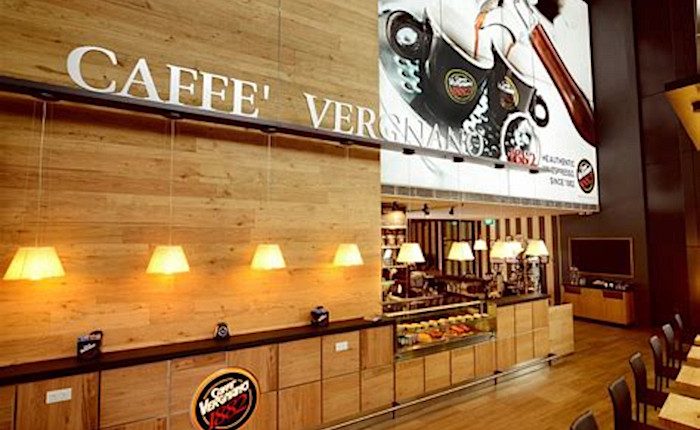 Coca Cola aduce Cafe Vergnano