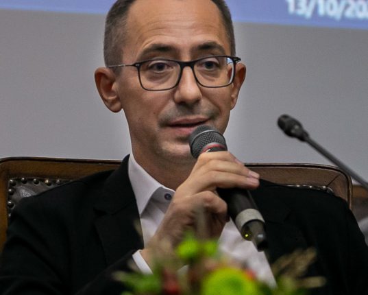 Tiberiu Dănețiu, director de marketing Auchan România