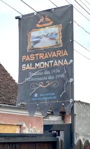 Salmontana
